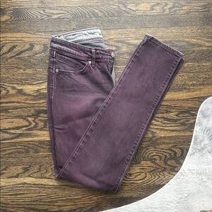 Levi's Women's Deep Purple Skinny Jeans